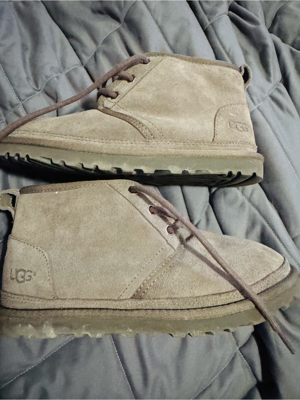 UGG woman’s Chukka Boots in Taupe Suede